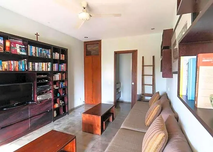 ホテル Entire 4 Bedroom Private Pool Zn17 3*